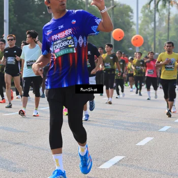 Runner Photo 6999281