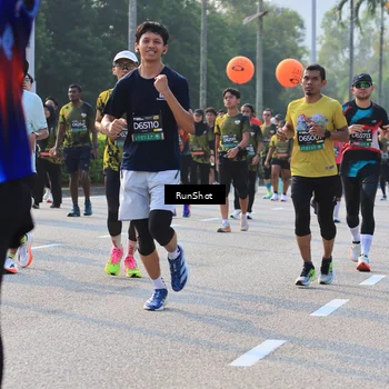 Runner Photo 6999285