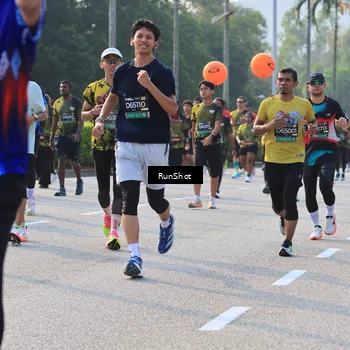 Runner Photo 6999287
