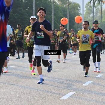 Runner Photo 6999292