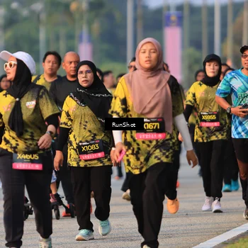 Runner Photo 6999296