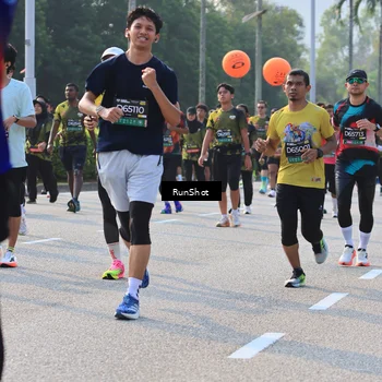 Runner Photo 6999300