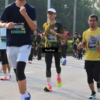 Runner Photo 6999301