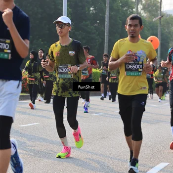 Runner Photo 6999303