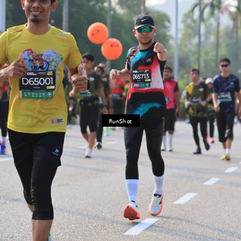 Runner Photo 6999306