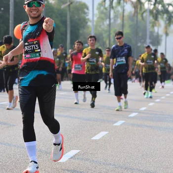 Runner Photo 6999321