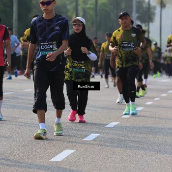Runner Photo 6999325