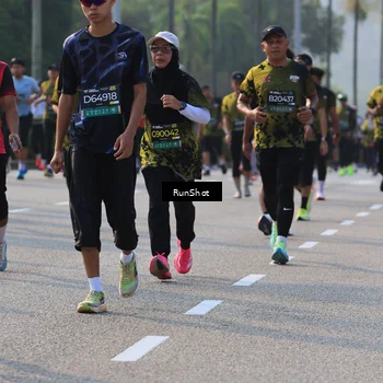Runner Photo 6999326