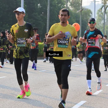Runner Photo 6999332
