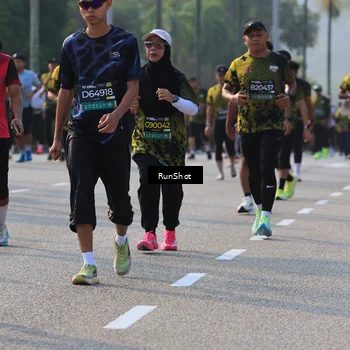 Runner Photo 6999342