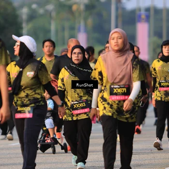 Runner Photo 6999347
