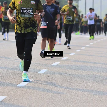 Runner Photo 6999352