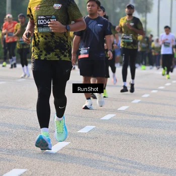 Runner Photo 6999355