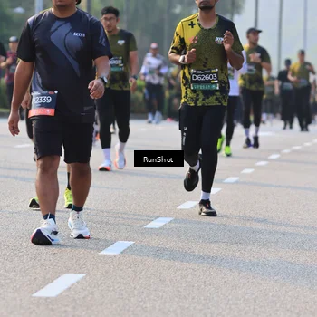 Runner Photo 6999361