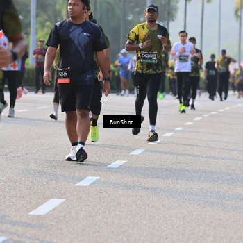 Runner Photo 6999365