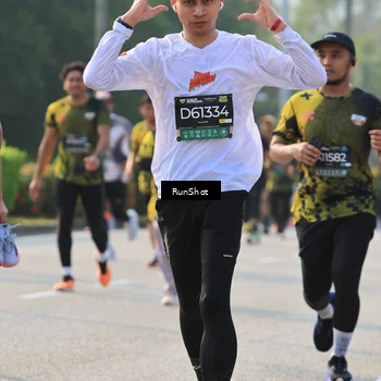 Runner Photo 6999401