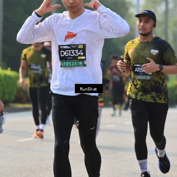 Runner Photo 6999406