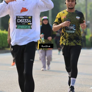 Runner Photo 6999407