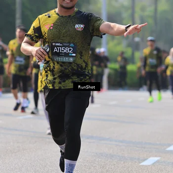 Runner Photo 6999409
