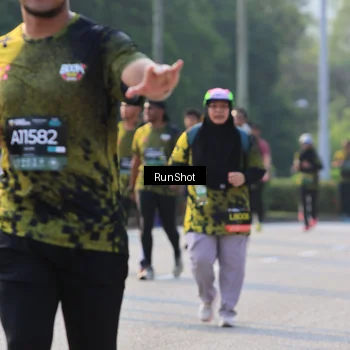 Runner Photo 6999425