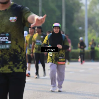 Runner Photo 6999427
