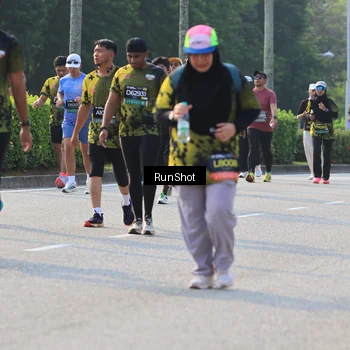 Runner Photo 6999430