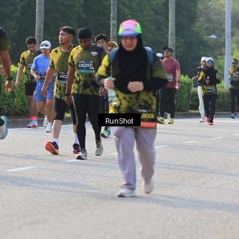 Runner Photo 6999431