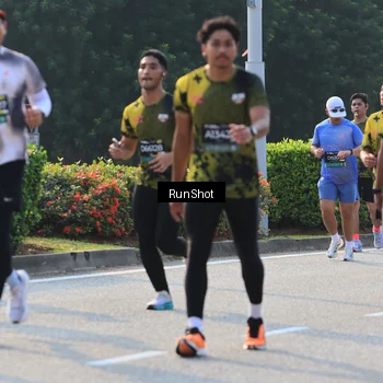 Runner Photo 6999438