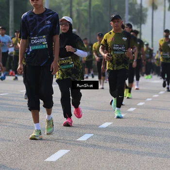 Runner Photo 6999473