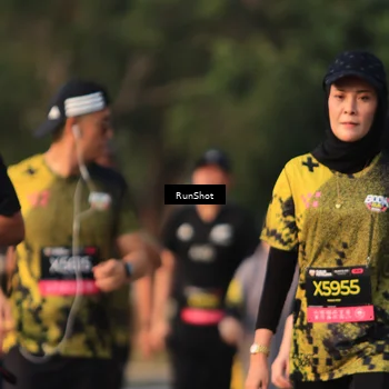 Runner Photo 6999695