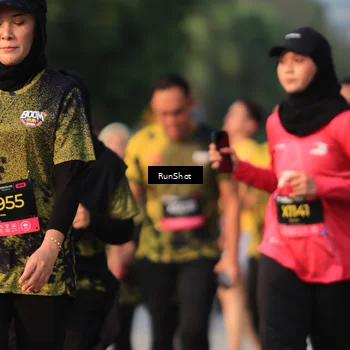 Runner Photo 6999754