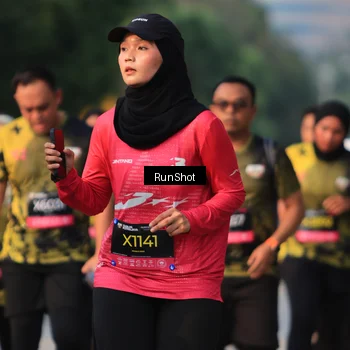 Runner Photo 6999798