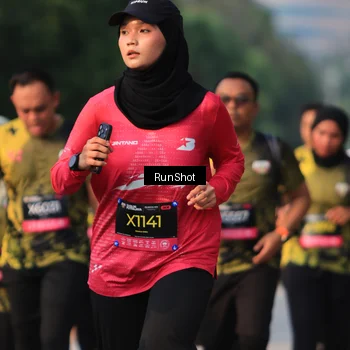 Runner Photo 6999804