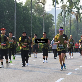 Runner Photo 6999903