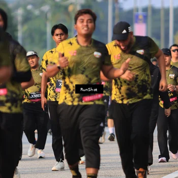 Runner Photo 6999960
