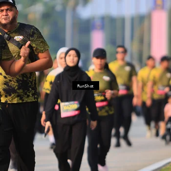 Runner Photo 7000113