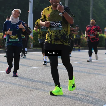 Runner Photo 7000221