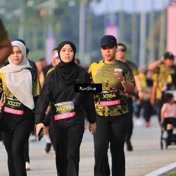Runner Photo 7000233