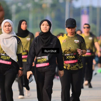 Runner Photo 7000270