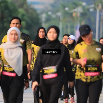 Runner Photo 7000314