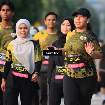 Runner Photo 7000345