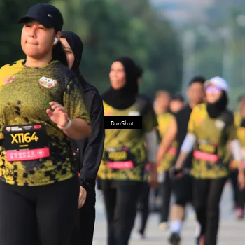 Runner Photo 7000393