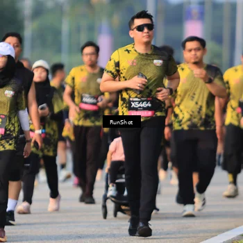 Runner Photo 7000552