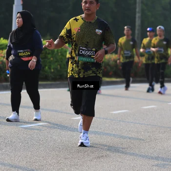 Runner Photo 7000652