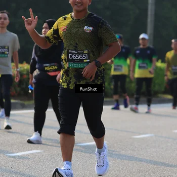 Runner Photo 7000657