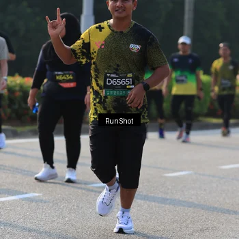 Runner Photo 7000661