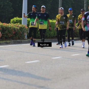 Runner Photo 7000671