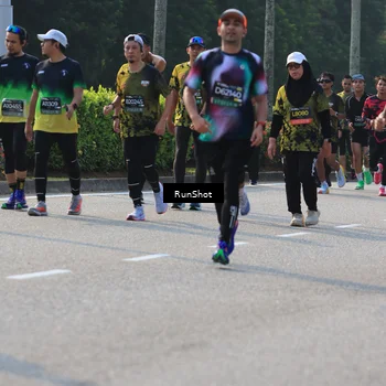 Runner Photo 7000678