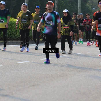 Runner Photo 7000679