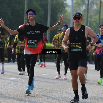 Runner Photo 7000690